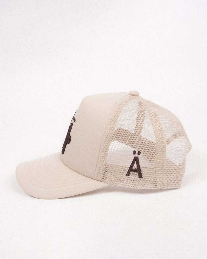 LÄ Hat